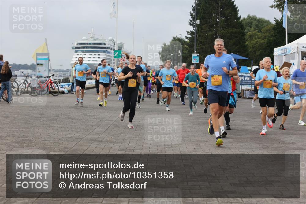 13.09.2026 - Kiel Lauf Andreas Tolksdorf http://msf.ph/oto/10351358 13.09.2026 09:55:56 Kiellinie 10575, 4, 3566, 1217, 1675 meine-sportfotos.de