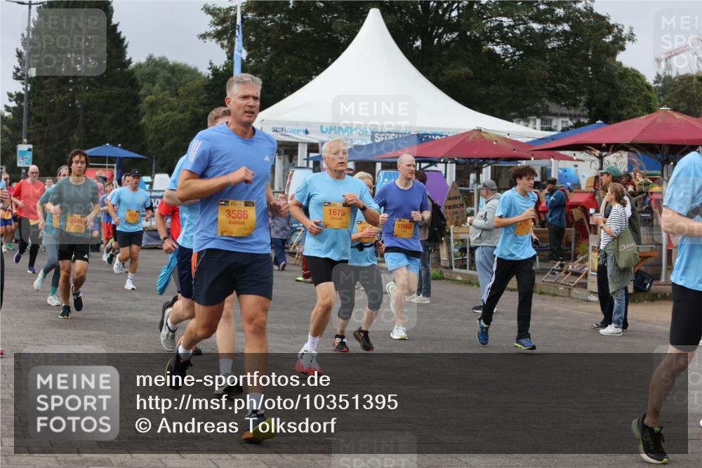 13.09.2026 - Kiel Lauf Andreas Tolksdorf http://msf.ph/oto/10351395 13.09.2026 09:55:57 Kiellinie 2449, 30, 139, 3566, 1675, 25, 11662 meine-sportfotos.de