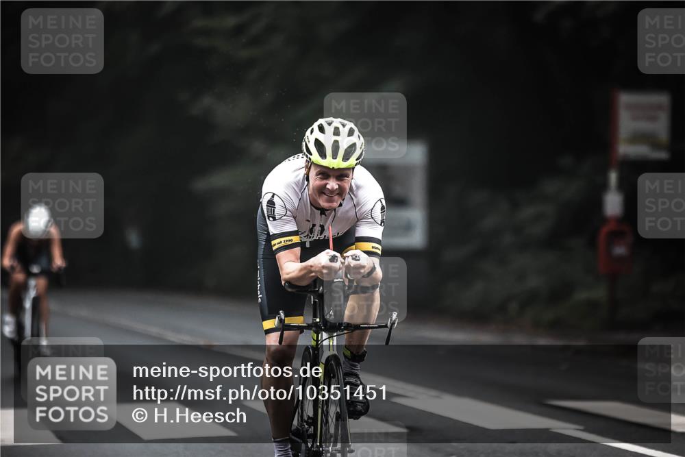 13.09.2026 - Stadtparktriathlon H.Heesch http://msf.ph/oto/10351451 13.09.2026 09:25:24 Radfahren 91, 134, 148 meine-sportfotos.de