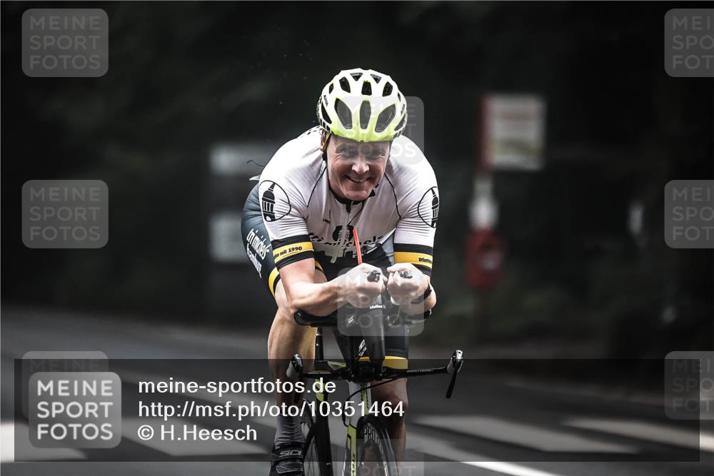 13.09.2026 - Stadtparktriathlon H.Heesch http://msf.ph/oto/10351464 13.09.2026 09:25:25 Radfahren 91, 134, 148 meine-sportfotos.de