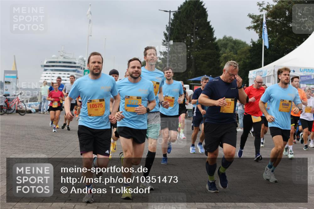 13.09.2026 - Kiel Lauf Andreas Tolksdorf http://msf.ph/oto/10351473 13.09.2026 09:56:01 Kiellinie 38, 10575, 10960, 27, 4, 39, 6940, 11, 11730 meine-sportfotos.de