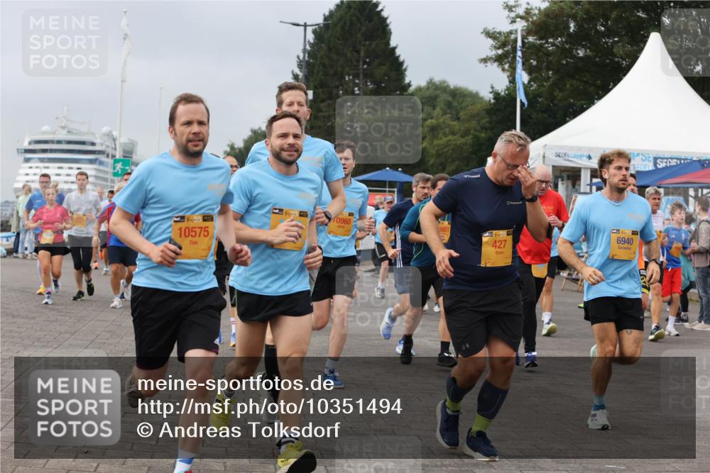 13.09.2026 - Kiel Lauf Andreas Tolksdorf http://msf.ph/oto/10351494 13.09.2026 09:56:01 Kiellinie 38, 10575, 39, 0960, 6981, 38, 427, 39, 6940 meine-sportfotos.de
