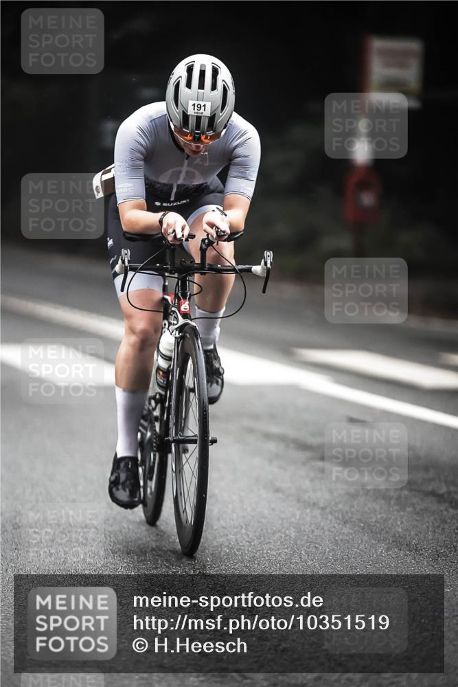 13.09.2026 - Stadtparktriathlon H.Heesch http://msf.ph/oto/10351519 13.09.2026 09:25:45 Radfahren 86, 191, 199 meine-sportfotos.de