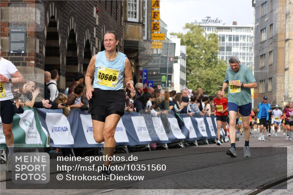 13.09.2026 - 21. swb-Marathon Bremen Strokosch-Dieckow http://msf.ph/oto/10351560 13.09.2026 10:54:54 Ziel 10067, 10146, 10410, 10608, 10631, 10704, 10765, 10884, 11039, 11040, 11174, 11389, 11593, 11874, 12038, 12265, 12328, 12467, 12519, 13526, 10555, 10646, 11001, 11620, 11860, 11889, 11908, 11976, 12313 meine-sportfotos.de