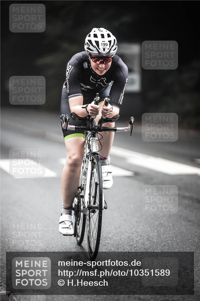 13.09.2026 - Stadtparktriathlon H.Heesch http://msf.ph/oto/10351589 13.09.2026 09:25:49 Radfahren 86, 191, 199, 206 meine-sportfotos.de