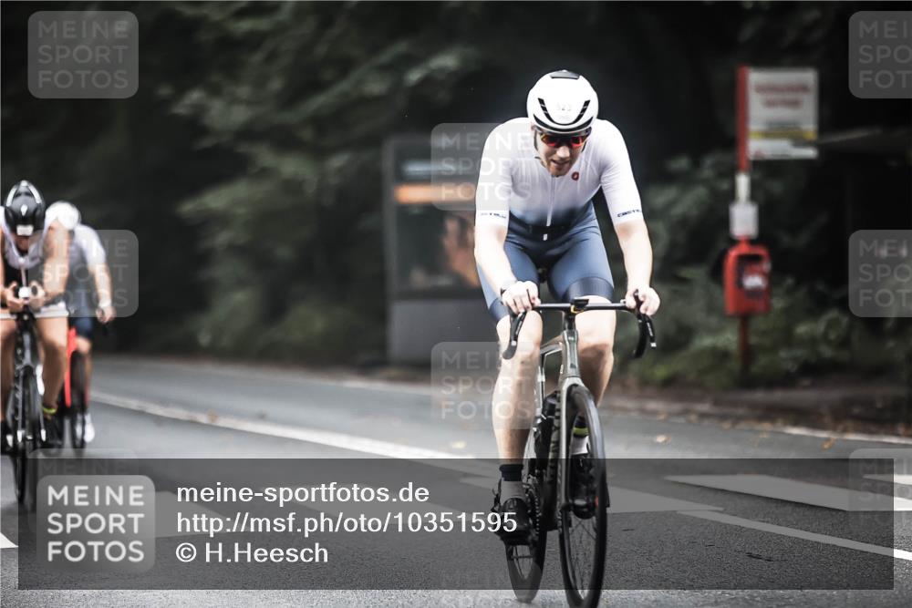 13.09.2026 - Stadtparktriathlon H.Heesch http://msf.ph/oto/10351595 13.09.2026 11:05:29 Radfahren 361, 523, 598, 635, 644 meine-sportfotos.de