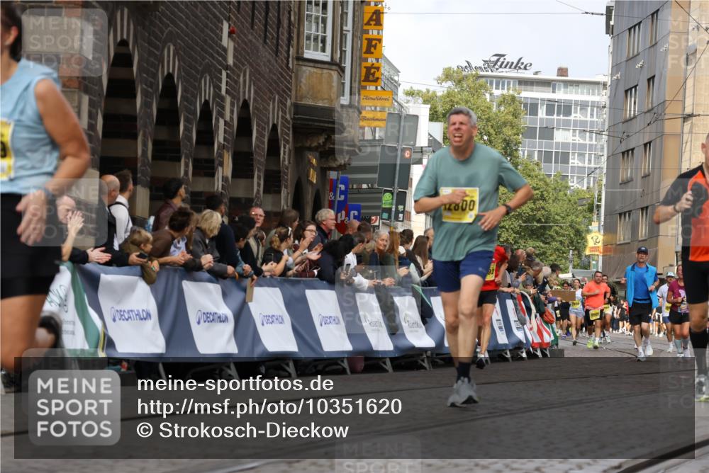 13.09.2026 - 21. swb-Marathon Bremen Strokosch-Dieckow http://msf.ph/oto/10351620 13.09.2026 10:54:55 Ziel 10067, 10146, 10410, 10589, 10608, 10631, 10704, 10765, 11039, 11040, 11174, 11389, 11593, 11874, 12038, 12265, 12328, 12467, 12519, 13526, 10555, 10646, 11001, 11620, 11860, 11908, 11976 meine-sportfotos.de