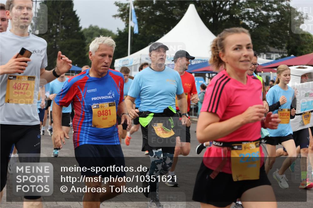 13.09.2026 - Kiel Lauf Andreas Tolksdorf http://msf.ph/oto/10351621 13.09.2026 09:56:06 Kiellinie 38, 4877, 28, 9481, 228, 10734, 5029 meine-sportfotos.de
