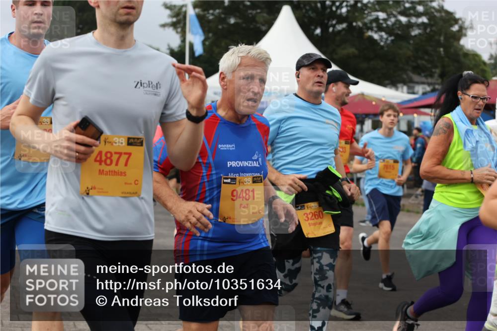 13.09.2026 - Kiel Lauf Andreas Tolksdorf http://msf.ph/oto/10351634 13.09.2026 09:56:06 Kiellinie 38, 4877, 28, 9481, 38, 3260 meine-sportfotos.de