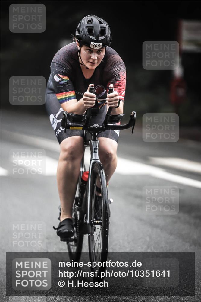 13.09.2026 - Stadtparktriathlon H.Heesch http://msf.ph/oto/10351641 13.09.2026 09:25:53 Radfahren 86, 144, 199, 206 meine-sportfotos.de