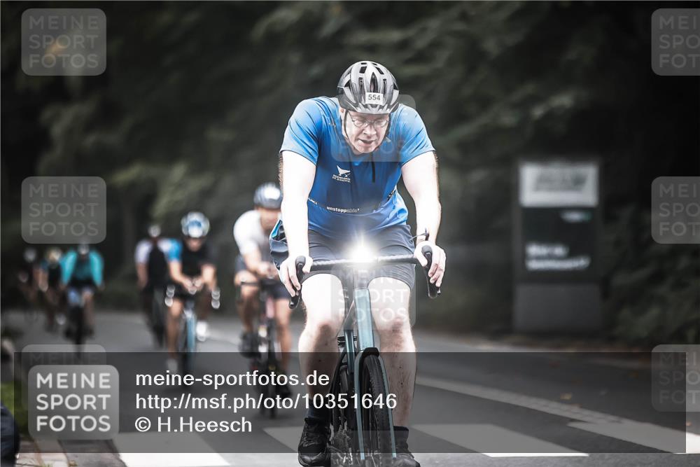 13.09.2026 - Stadtparktriathlon H.Heesch http://msf.ph/oto/10351646 13.09.2026 11:05:36 Radfahren 370, 499, 505, 541, 554, 635, 644 meine-sportfotos.de