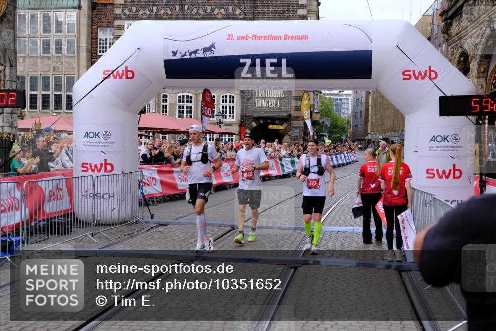 13.09.2026 - 21. swb-Marathon Bremen Tim E. http://msf.ph/oto/10351652 13.09.2026 12:29:51 Ziel 821 meine-sportfotos.de