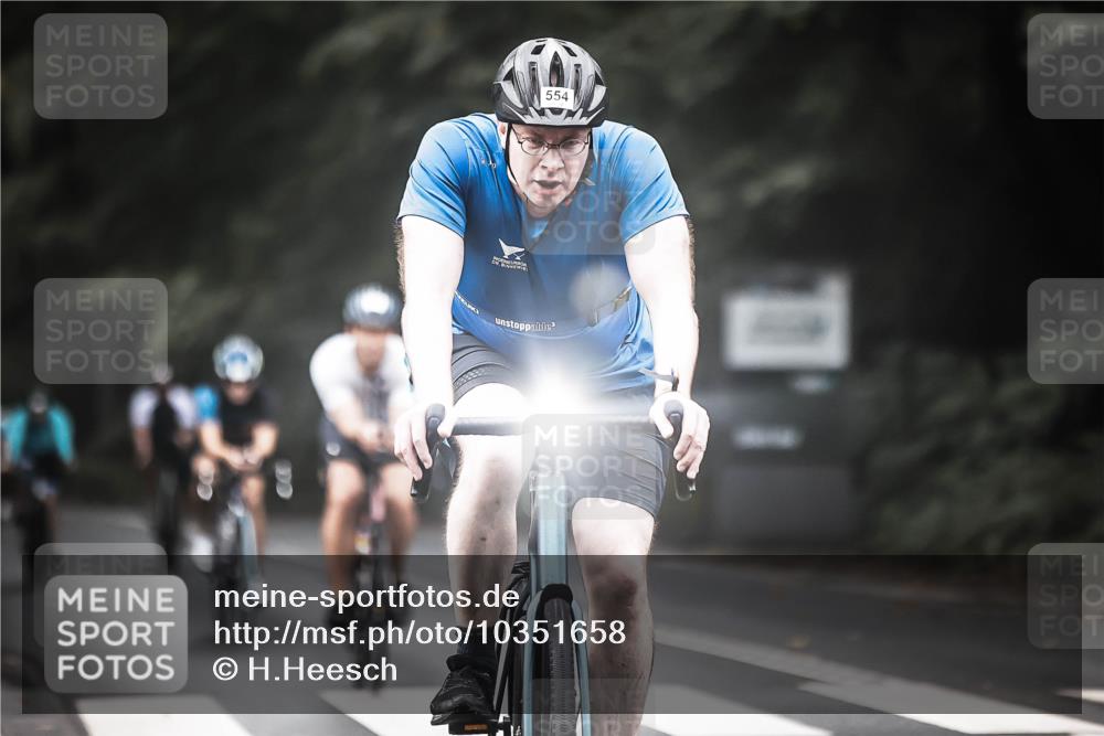 13.09.2026 - Stadtparktriathlon H.Heesch http://msf.ph/oto/10351658 13.09.2026 11:05:36 Radfahren 370, 499, 505, 541, 554, 635, 644 meine-sportfotos.de