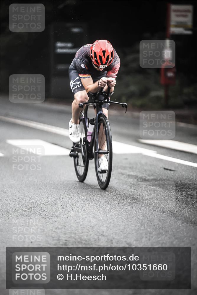 13.09.2026 - Stadtparktriathlon H.Heesch http://msf.ph/oto/10351660 13.09.2026 09:25:58 Radfahren 144, 206 meine-sportfotos.de