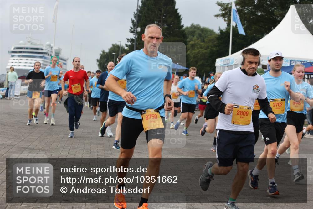 13.09.2026 - Kiel Lauf Andreas Tolksdorf http://msf.ph/oto/10351662 13.09.2026 09:56:08 Kiellinie 12415, 8955, 393, 38, 340, 2702, 8445, 1, 38, 2800, 38, 8750 meine-sportfotos.de