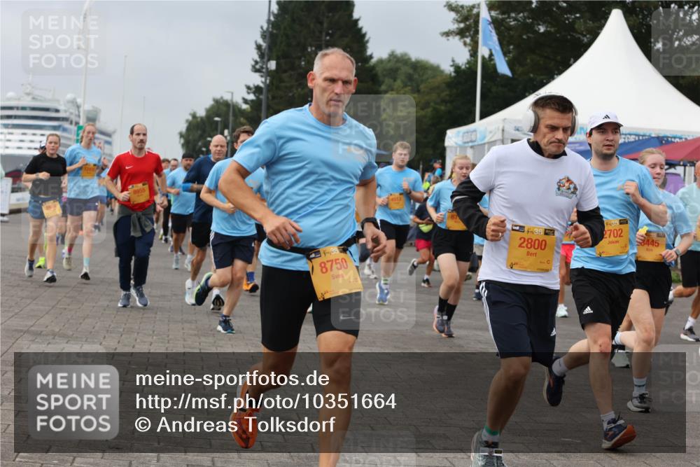 13.09.2026 - Kiel Lauf Andreas Tolksdorf http://msf.ph/oto/10351664 13.09.2026 09:56:09 Kiellinie 12415, 8955, 38, 8750, 14513, 38, 2800, 38, 2702, 8445 meine-sportfotos.de