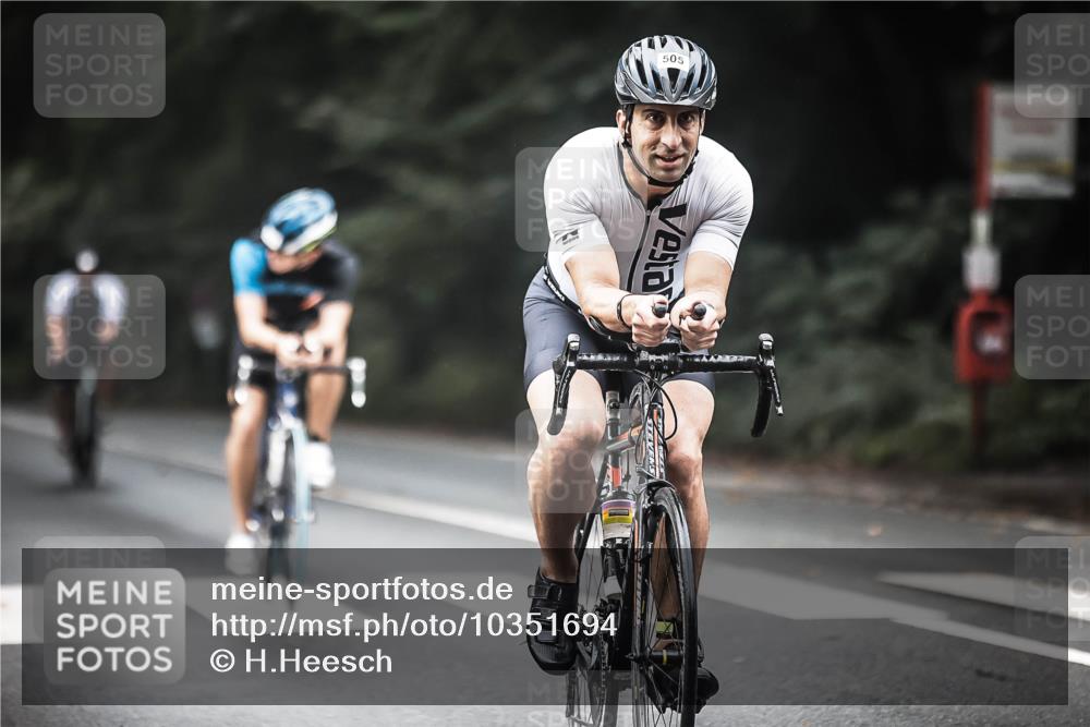 13.09.2026 - Stadtparktriathlon H.Heesch http://msf.ph/oto/10351694 13.09.2026 11:05:37 Radfahren 370, 499, 505, 541, 554, 556 meine-sportfotos.de