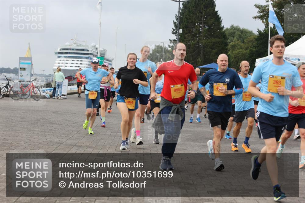 13.09.2026 - Kiel Lauf Andreas Tolksdorf http://msf.ph/oto/10351699 13.09.2026 09:56:10 Kiellinie 7807, 8955, 2844, 9455, 393 meine-sportfotos.de