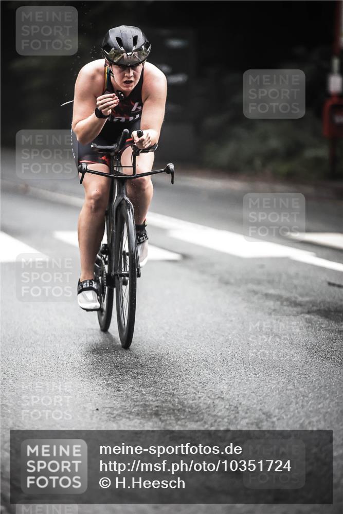 13.09.2026 - Stadtparktriathlon H.Heesch http://msf.ph/oto/10351724 13.09.2026 09:26:11 Radfahren 175, 185 meine-sportfotos.de