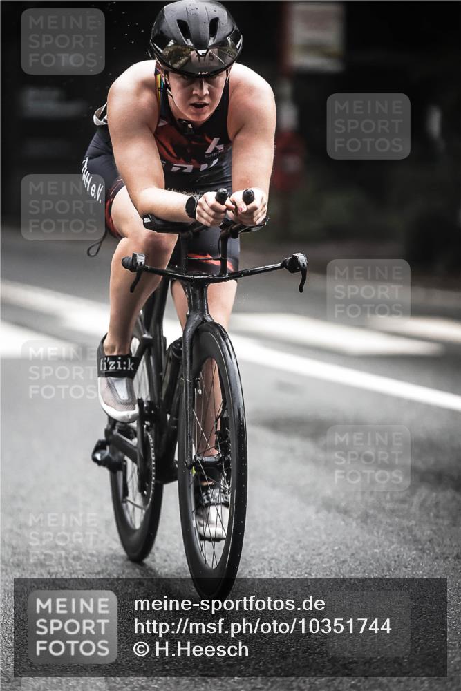 13.09.2026 - Stadtparktriathlon H.Heesch http://msf.ph/oto/10351744 13.09.2026 09:26:11 Radfahren 175, 185 meine-sportfotos.de