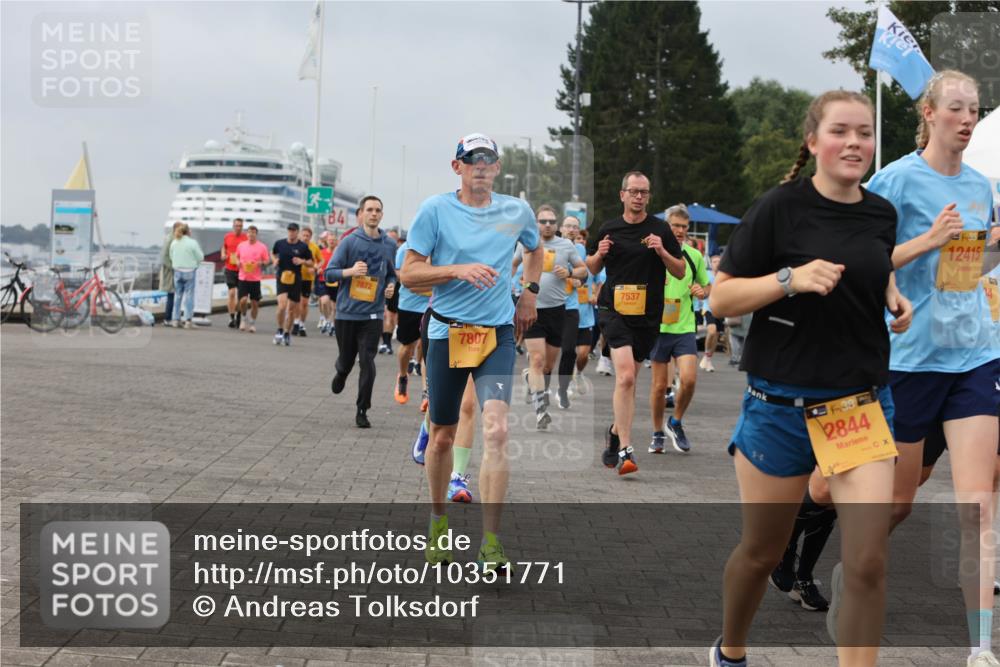 13.09.2026 - Kiel Lauf Andreas Tolksdorf http://msf.ph/oto/10351771 13.09.2026 09:56:12 Kiellinie 84, 7872, 7807, 7537, 4, 39, 2844, 39, 12415 meine-sportfotos.de