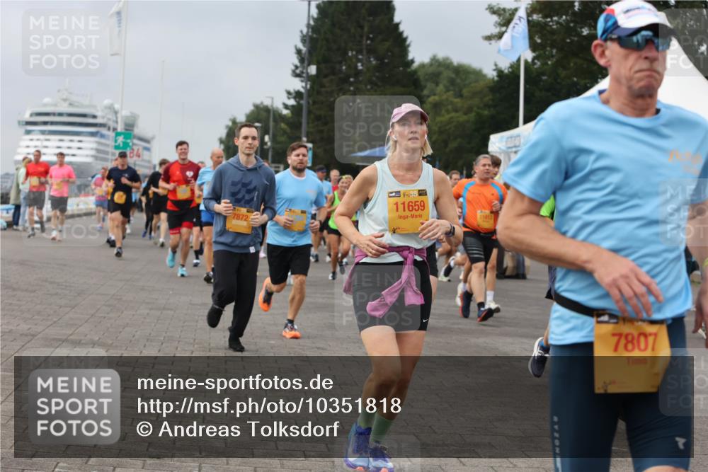 13.09.2026 - Kiel Lauf Andreas Tolksdorf http://msf.ph/oto/10351818 13.09.2026 09:56:14 Kiellinie 7872, 48, 11659, 7807 meine-sportfotos.de