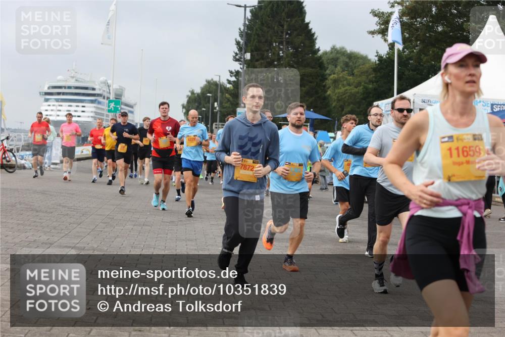 13.09.2026 - Kiel Lauf Andreas Tolksdorf http://msf.ph/oto/10351839 13.09.2026 09:56:14 Kiellinie 6229, 38, 7872, 11659 meine-sportfotos.de
