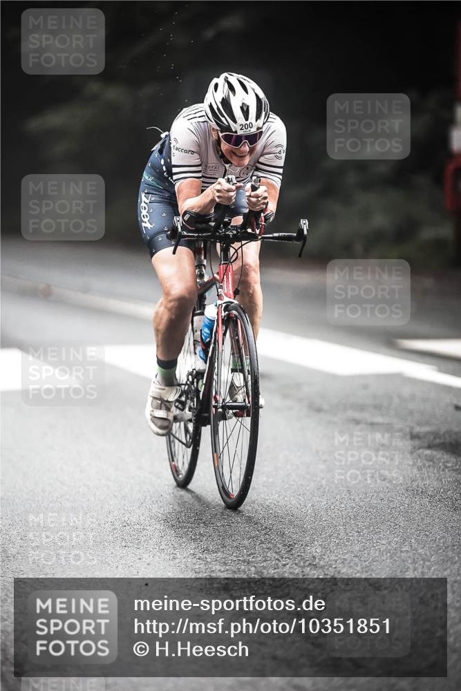 13.09.2026 - Stadtparktriathlon H.Heesch http://msf.ph/oto/10351851 13.09.2026 09:26:23 Radfahren 77, 185, 187, 200 meine-sportfotos.de