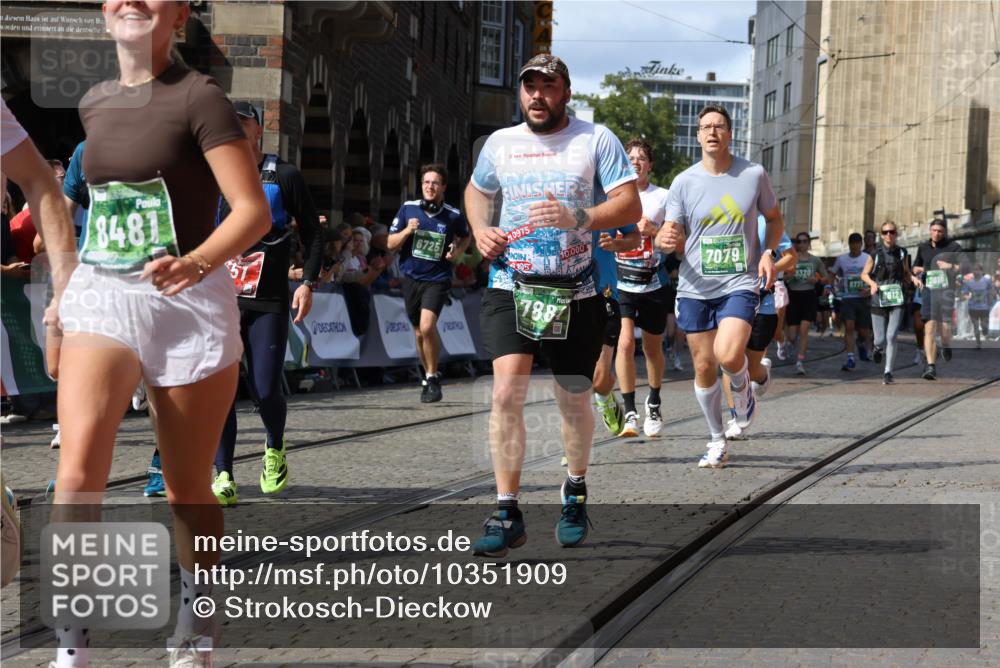 13.09.2026 - 21. swb-Marathon Bremen Strokosch-Dieckow http://msf.ph/oto/10351909 13.09.2026 13:29:41 Ziel 132, 303, 596, 651, 1083, 1365, 1387, 1545, 1823, 2023, 2301, 2742, 2867, 2957, 3258, 3721, 3796, 3846, 3912, 4541, 5036, 5599, 6030, 6103, 6499, 6690, 7013, 7149, 7361, 7631, 7649, 7860, 8007, 8009, 8066, 8099, 8277, 8338, 8675, 8831, 9249, 9889, 10128, 109, 124, 454, 716, 1073, 1173, 1759, 1861, 2289, 3320, 3618, 3667, 3908, 4115, 4524, 4575, 6127, 6725, 7079, 7093, 8267, 8612, 8771, 8899, 9049, 9534 meine-sportfotos.de