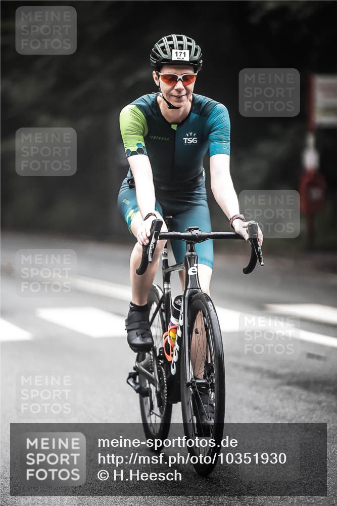 13.09.2026 - Stadtparktriathlon H.Heesch http://msf.ph/oto/10351930 13.09.2026 09:26:38 Radfahren 87, 171, 209 meine-sportfotos.de