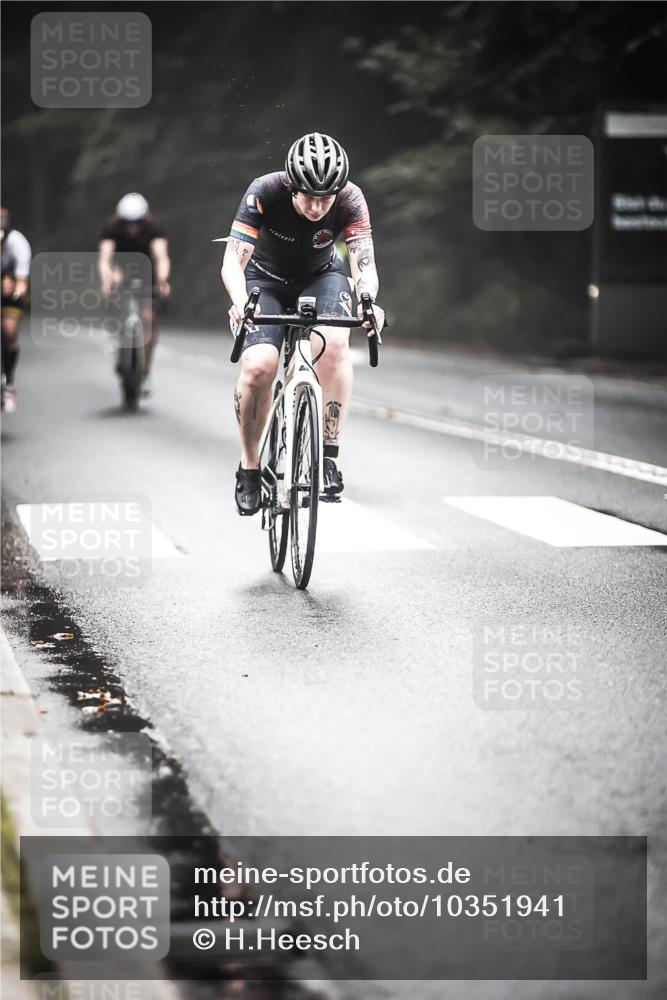 13.09.2026 - Stadtparktriathlon H.Heesch http://msf.ph/oto/10351941 13.09.2026 09:26:42 Radfahren 96, 171, 181, 209 meine-sportfotos.de