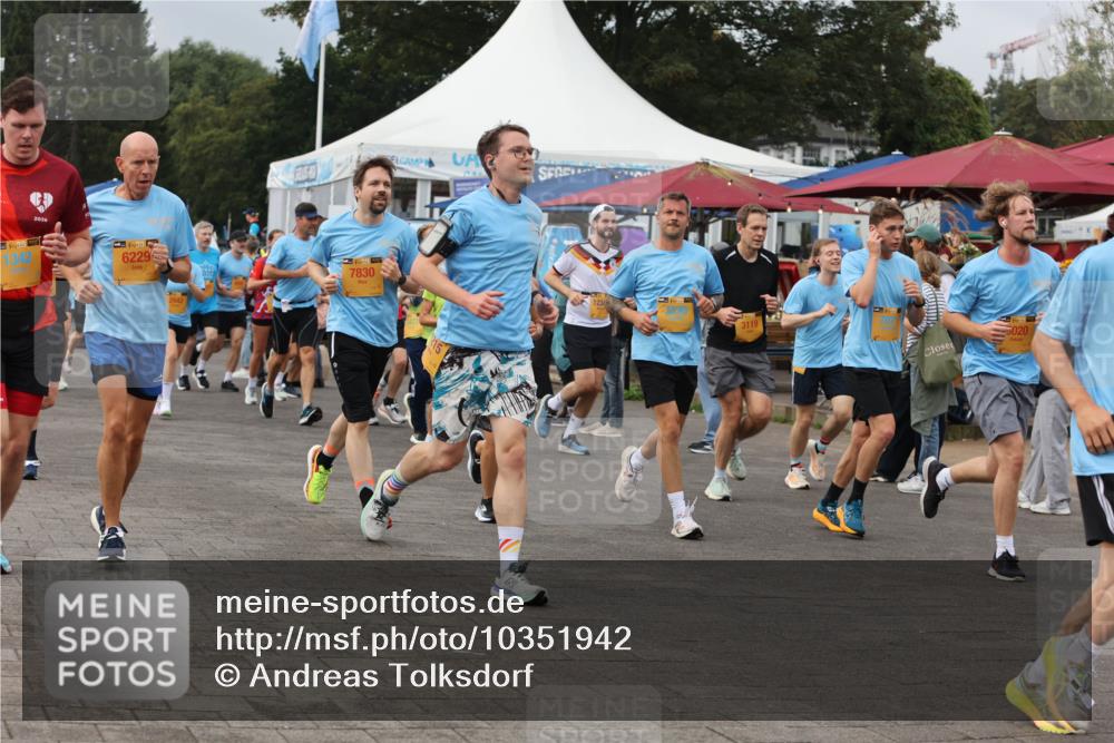 13.09.2026 - Kiel Lauf Andreas Tolksdorf http://msf.ph/oto/10351942 13.09.2026 09:56:17 Kiellinie 1342, 2026, 39, 6229, 2942, 7830, 3119, 020 meine-sportfotos.de