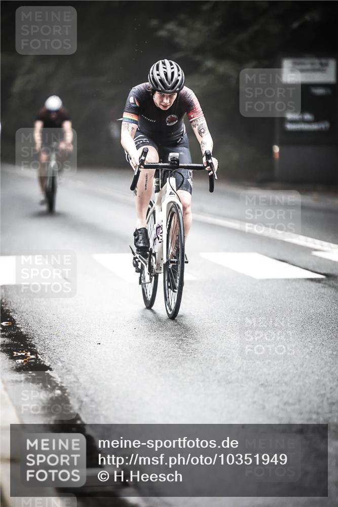 13.09.2026 - Stadtparktriathlon H.Heesch http://msf.ph/oto/10351949 13.09.2026 09:26:43 Radfahren 96, 171, 181, 209 meine-sportfotos.de