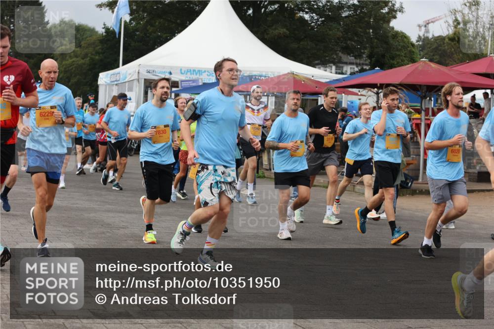 13.09.2026 - Kiel Lauf Andreas Tolksdorf http://msf.ph/oto/10351950 13.09.2026 09:56:17 Kiellinie 6229, 7830, 12342, 3119, 6020 meine-sportfotos.de
