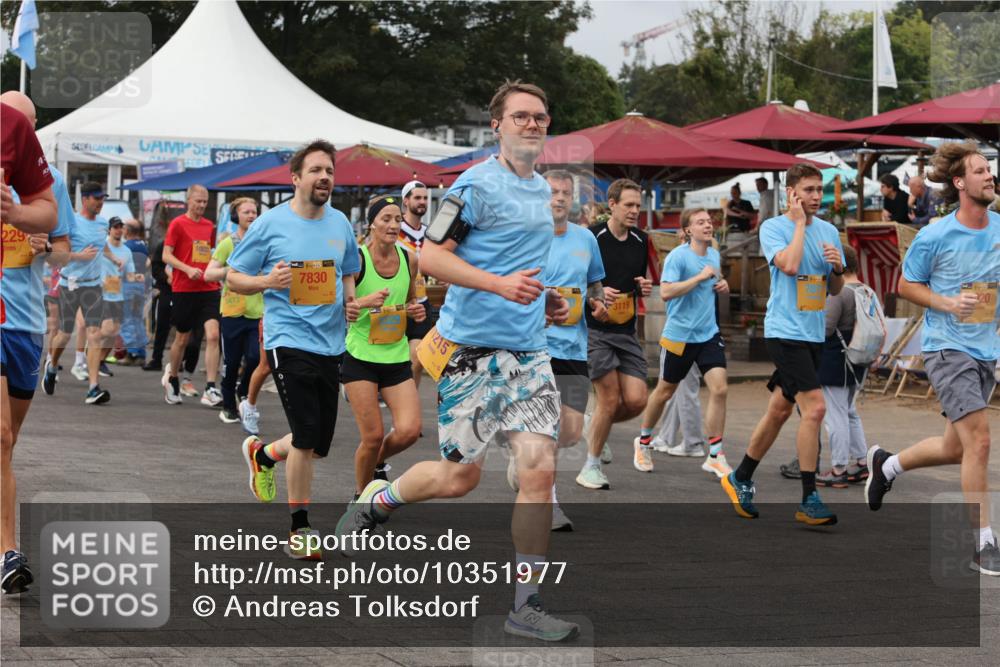 13.09.2026 - Kiel Lauf Andreas Tolksdorf http://msf.ph/oto/10351977 13.09.2026 09:56:18 Kiellinie 229, 7830, 1215, 3119, 20 meine-sportfotos.de