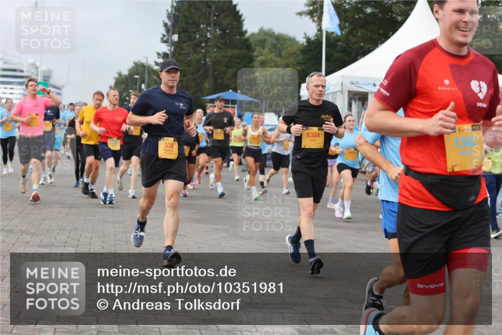 13.09.2026 - Kiel Lauf Andreas Tolksdorf http://msf.ph/oto/10351981 13.09.2026 09:56:19 Kiellinie 338, 1, 35, 8304, 2026, 2942, 39, 1342 meine-sportfotos.de