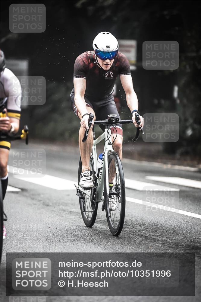 13.09.2026 - Stadtparktriathlon H.Heesch http://msf.ph/oto/10351996 13.09.2026 09:26:45 Radfahren 96, 102, 181, 209 meine-sportfotos.de