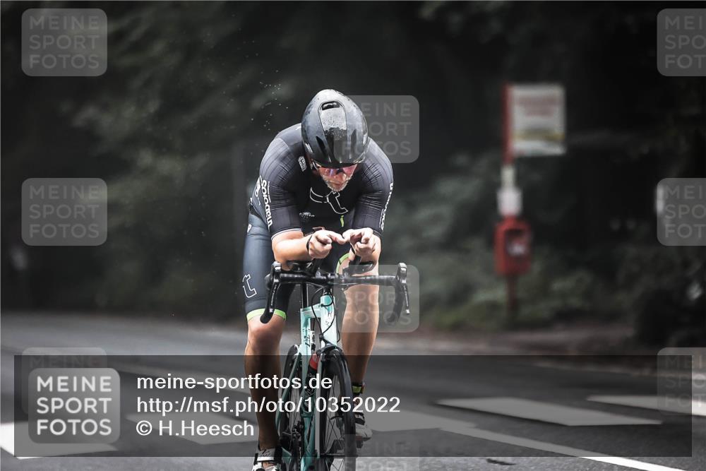13.09.2026 - Stadtparktriathlon H.Heesch http://msf.ph/oto/10352022 13.09.2026 09:26:52 Radfahren 102 meine-sportfotos.de