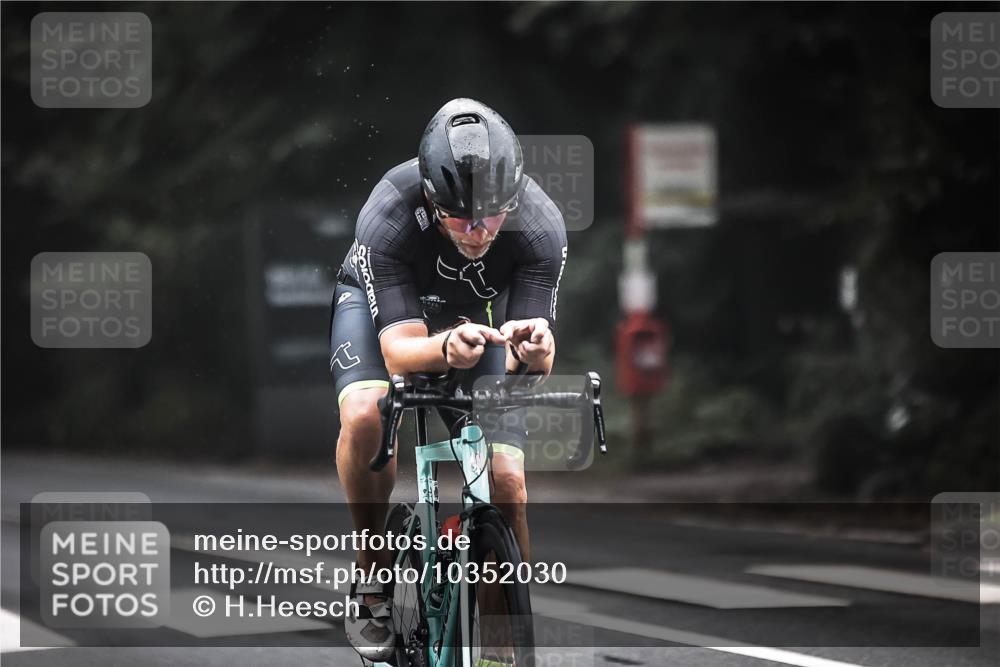 13.09.2026 - Stadtparktriathlon H.Heesch http://msf.ph/oto/10352030 13.09.2026 09:26:52 Radfahren 102 meine-sportfotos.de