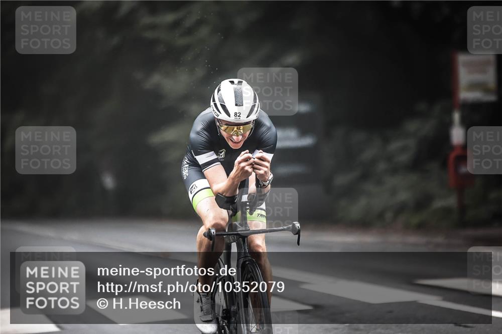 13.09.2026 - Stadtparktriathlon H.Heesch http://msf.ph/oto/10352079 13.09.2026 09:27:09 Radfahren 82, 88, 110 meine-sportfotos.de