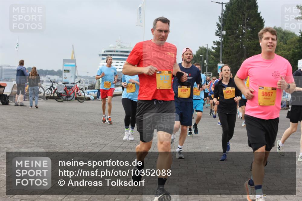 13.09.2026 - Kiel Lauf Andreas Tolksdorf http://msf.ph/oto/10352088 13.09.2026 09:56:22 Kiellinie 6536, 149, 2131, 9567, 11938, 39, 9637, 39, 9867 meine-sportfotos.de