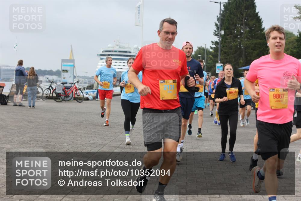 13.09.2026 - Kiel Lauf Andreas Tolksdorf http://msf.ph/oto/10352094 13.09.2026 09:56:22 Kiellinie 6536, 149, 1, 395, 2131, 9, 1938, 9637, 38, 9867 meine-sportfotos.de