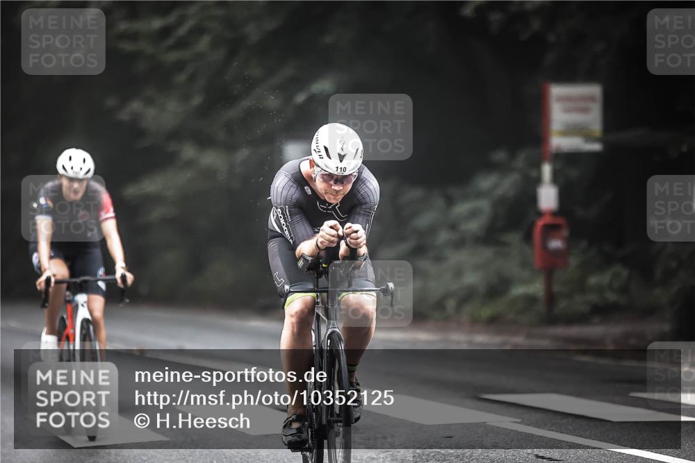 13.09.2026 - Stadtparktriathlon H.Heesch http://msf.ph/oto/10352125 13.09.2026 09:27:15 Radfahren 82, 105, 110, 112, 121, 141, 153 meine-sportfotos.de