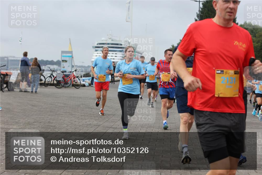 13.09.2026 - Kiel Lauf Andreas Tolksdorf http://msf.ph/oto/10352126 13.09.2026 09:56:23 Kiellinie 6536, 84, 7763, 9559, 4, 38, 56, 2131 meine-sportfotos.de