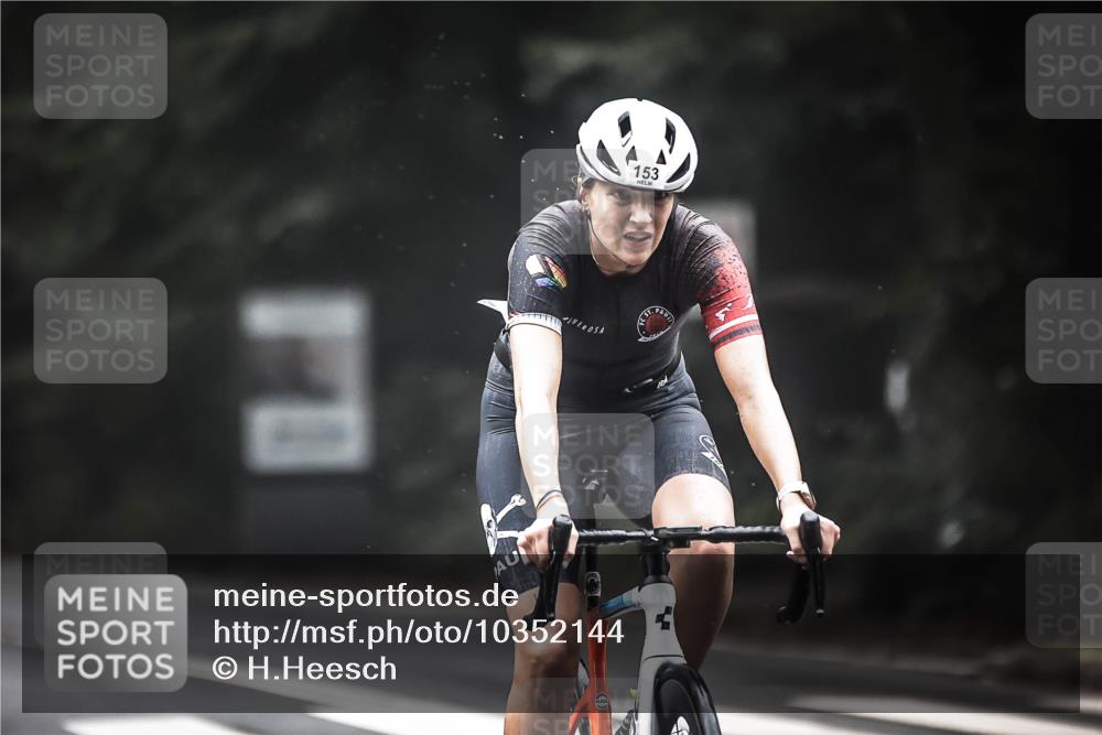 13.09.2026 - Stadtparktriathlon H.Heesch http://msf.ph/oto/10352144 13.09.2026 09:27:17 Radfahren 99, 105, 110, 112, 121, 130, 141, 153 meine-sportfotos.de