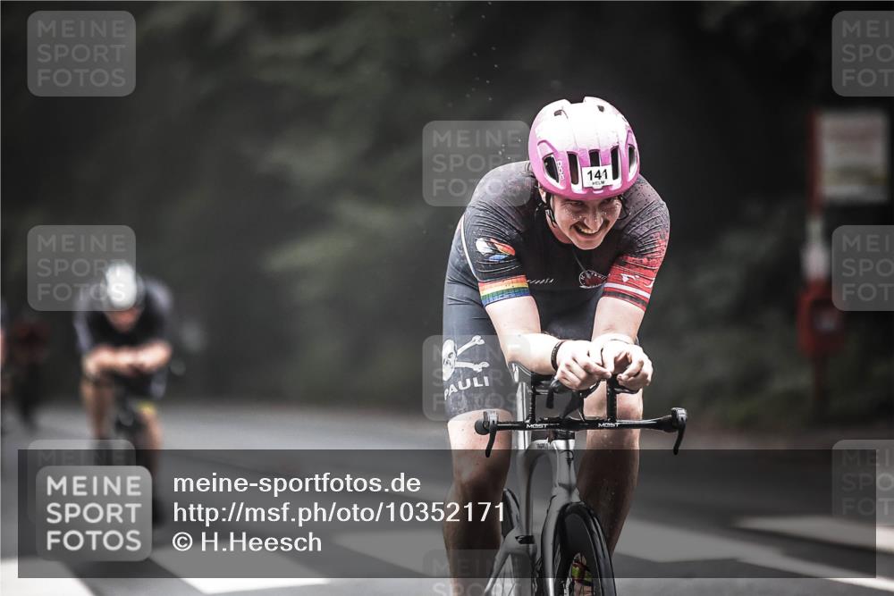13.09.2026 - Stadtparktriathlon H.Heesch http://msf.ph/oto/10352171 13.09.2026 09:27:18 Radfahren 99, 105, 110, 112, 121, 130, 141, 153 meine-sportfotos.de