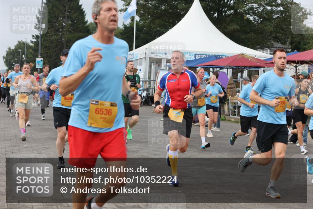 13.09.2026 - Kiel Lauf Andreas Tolksdorf http://msf.ph/oto/10352224 13.09.2026 09:56:26 Kiellinie 7795, 9559, 1, 39, 6536, 6147, 39, 358 meine-sportfotos.de