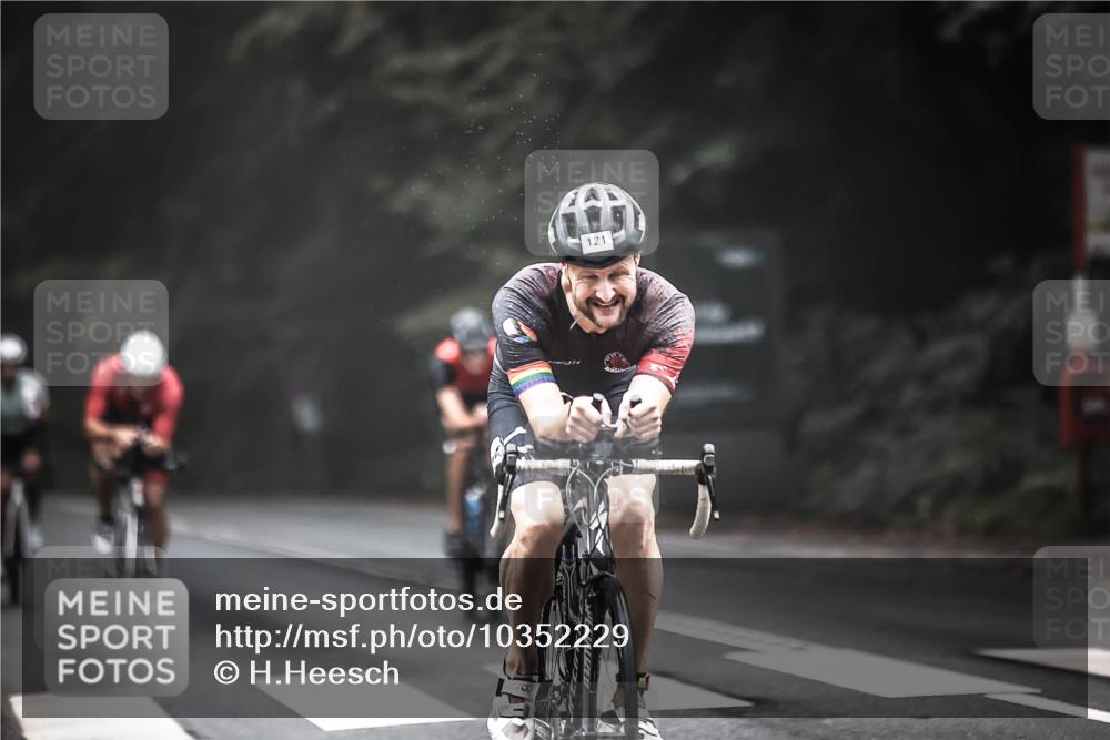 13.09.2026 - Stadtparktriathlon H.Heesch http://msf.ph/oto/10352229 13.09.2026 09:27:21 Radfahren 92, 99, 105, 110, 112, 121, 130, 141, 153, 155 meine-sportfotos.de