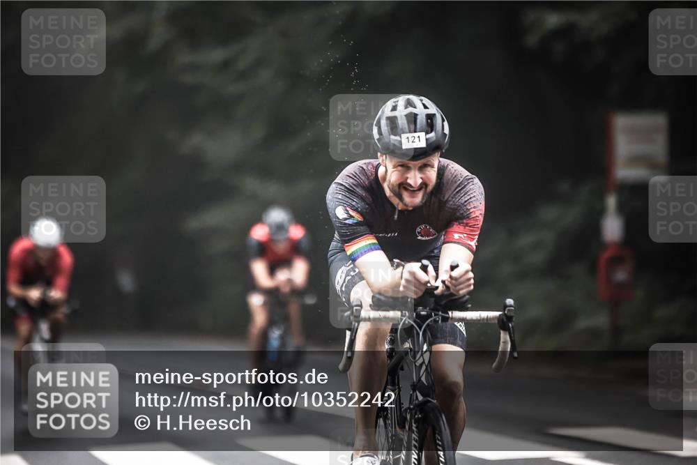 13.09.2026 - Stadtparktriathlon H.Heesch http://msf.ph/oto/10352242 13.09.2026 09:27:22 Radfahren 92, 99, 105, 112, 121, 130, 141, 153, 155 meine-sportfotos.de