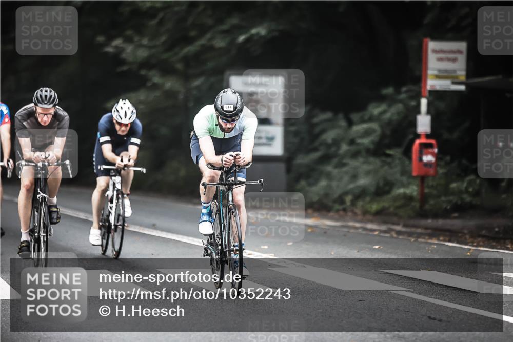 13.09.2026 - Stadtparktriathlon H.Heesch http://msf.ph/oto/10352243 13.09.2026 11:06:36 Radfahren 611, 614, 634, 656, 674 meine-sportfotos.de